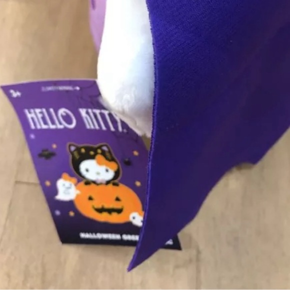 2024 Hello Kitty CVS Halloween Witch Vampire Greeter Plush 16” - Picture 4 of 5